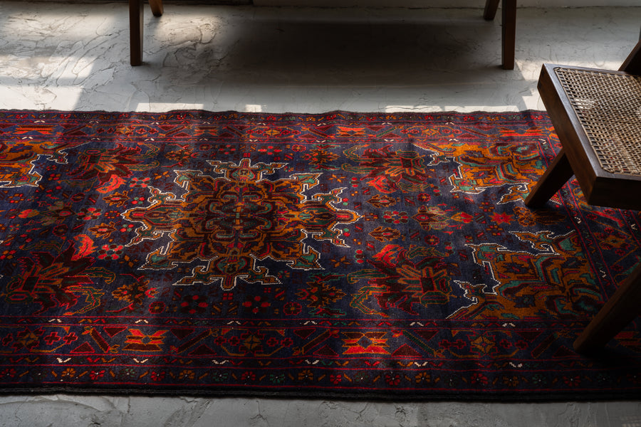 アフガニスタン産 1990年代 バルーチ族】トライバルラグ-ヴィンテージ