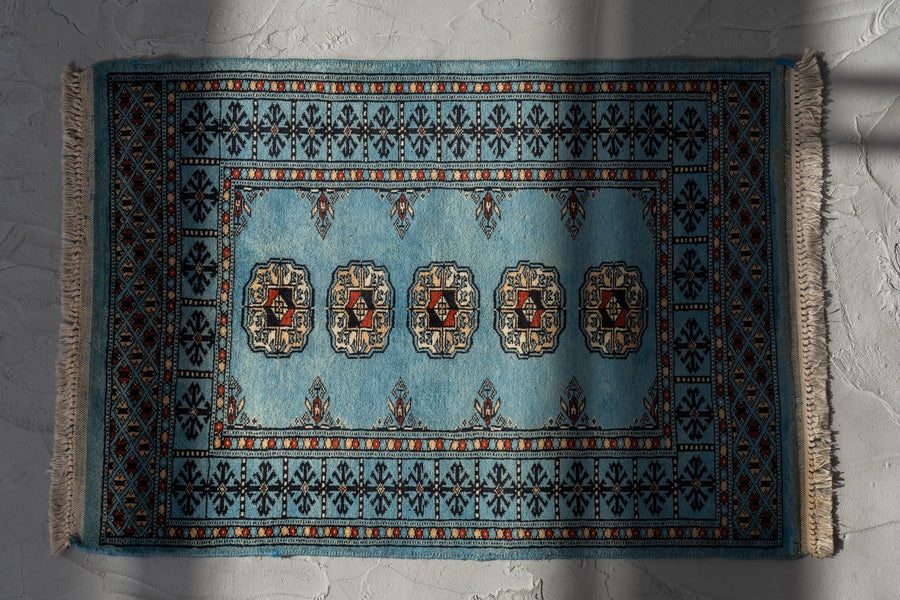 パキスタン産　1980年代　パキスタンラグ　ヴィンテージラグ　ブルー　青　玄関マット　玄関　キッチンマット　ベッドサイド　家具　手織り　絨毯　カーペット　ヴィンテージラグ専門店　amaleh　通販