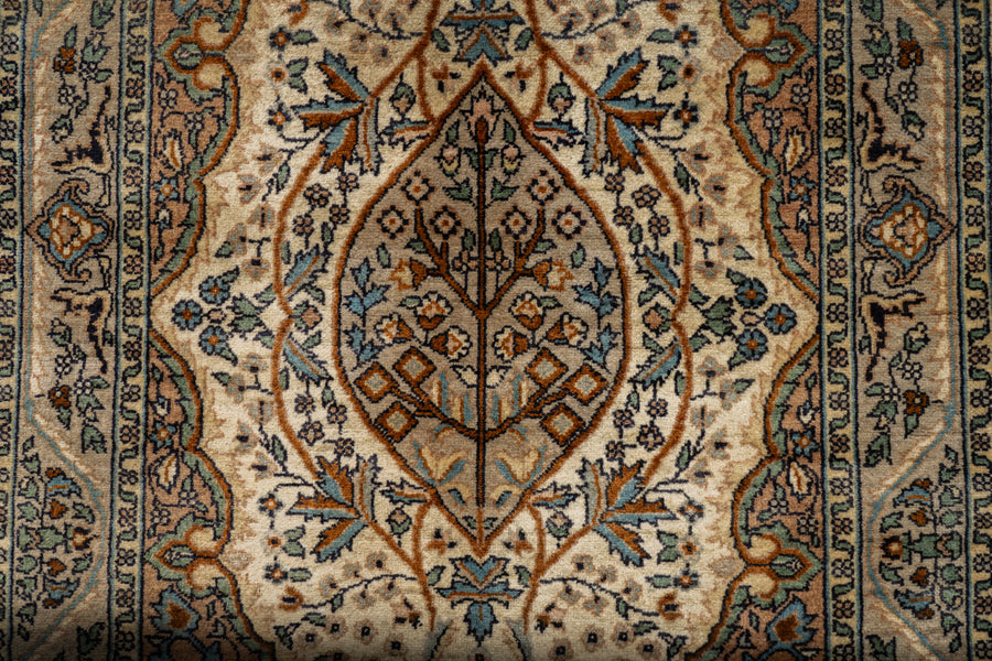 パキスタン産　1980年代　ヴィンテージラグ　パキスタンラグ　ツリーオブライフ　アイボリー　ベージュ　メダリオン　玄関マット　玄関　キッチンマット　ベッドサイド　家具　手織り　絨毯　カーペット　ヴィンテージラグ専門店　amaleh　通販