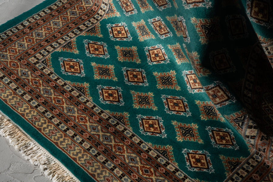 パキスタン産 2000年代 パキスタンラグ】手織り絨毯