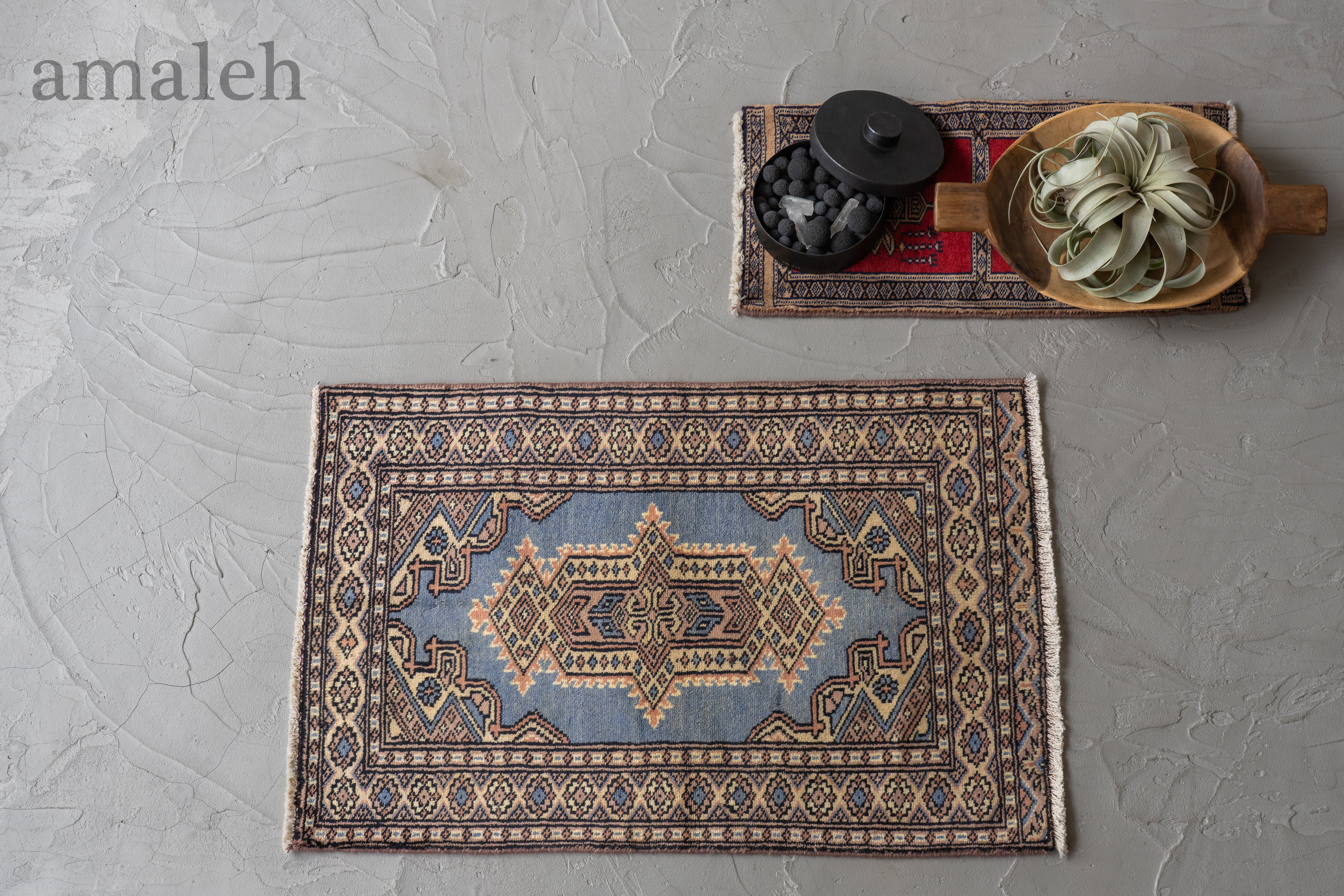 パキスタン・ラホール産 絨毯 ラグ アンティーク家具 ハンドメイド