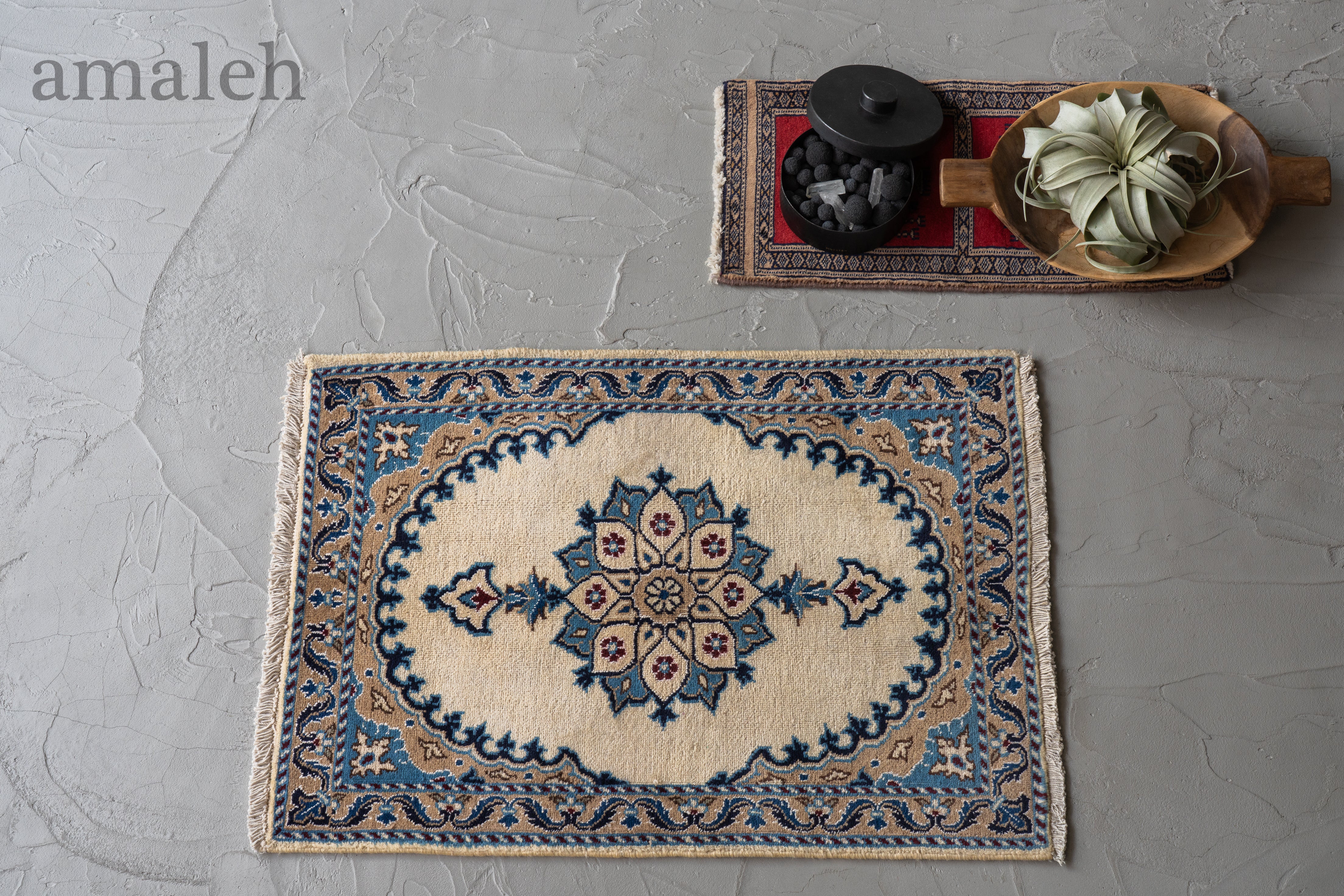 超美品！amaleh ▼ヴィンテージラグ LARGE SIZEのヴィンテージラグ・トライバルラグ・手織り絨毯