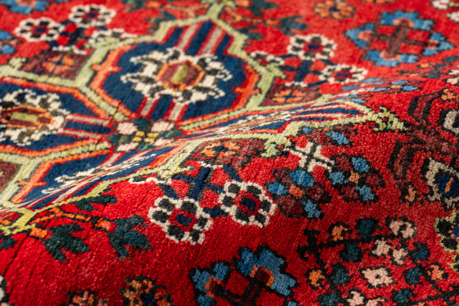 イラン産　1980年代　ヴィンテージラグ　ヴィンテージペルシャ絨毯　赤い絨毯　赤　玄関マット　玄関　キッチンマット　ベッドサイド　家具　手織り　絨毯　カーペット　ヴィンテージラグ専門店　amaleh　通販