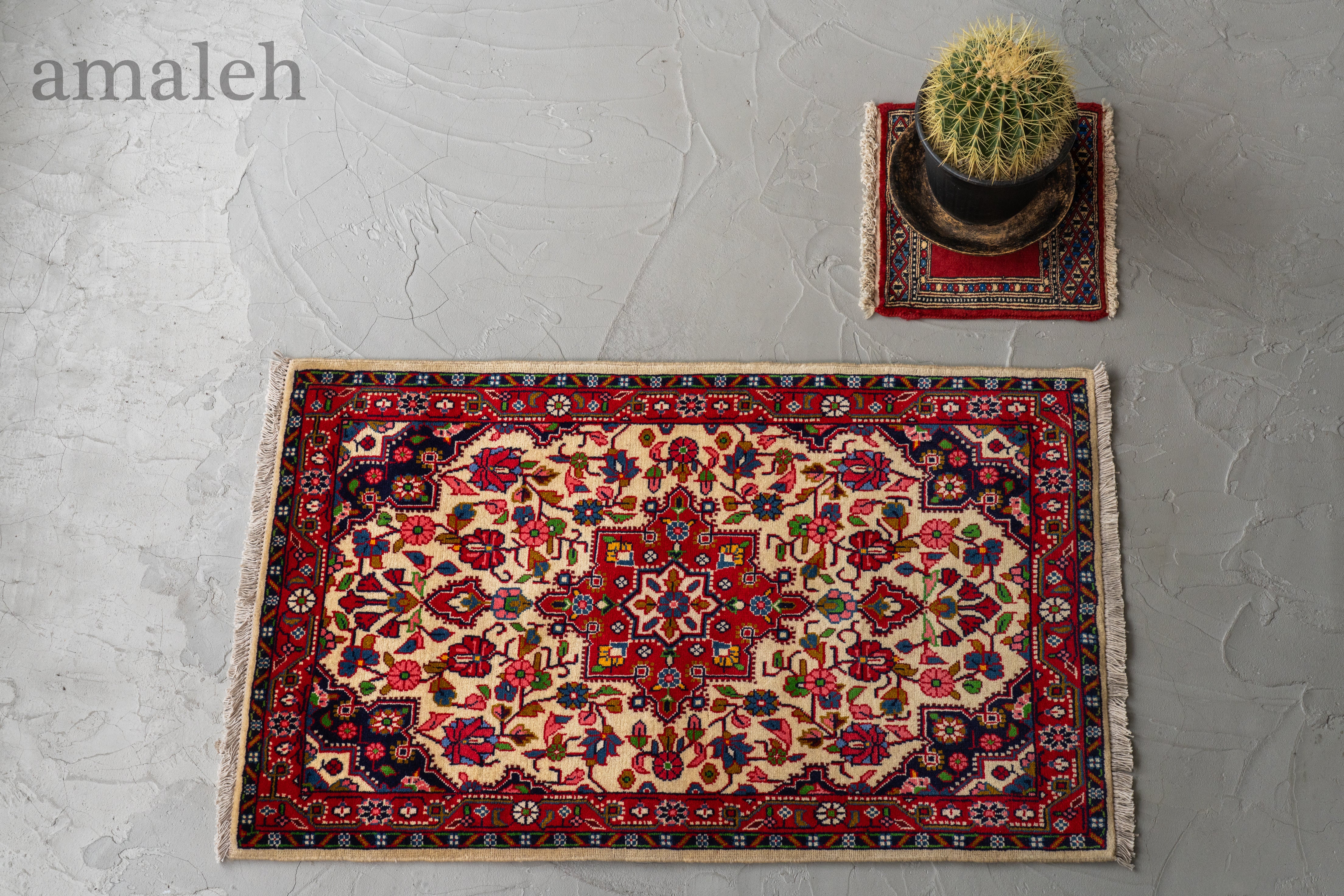 ペルシャラグヴィンテージ 38cmx59cmアンテイク絨毯ミニラグペルシア