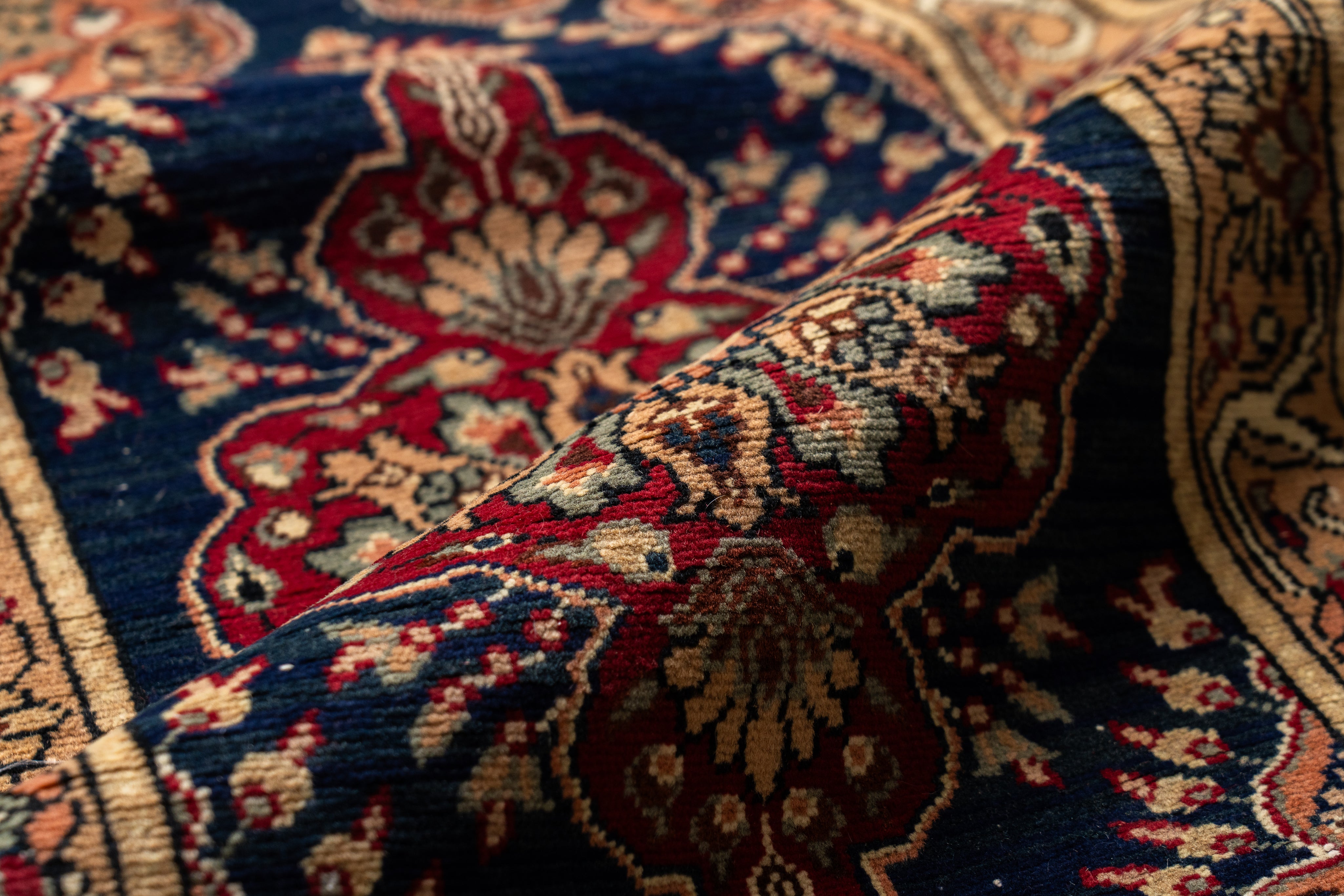 イラン産 1980年代 手織り絨毯】ペルシャ絨毯-ヴィンテージラグ専門店