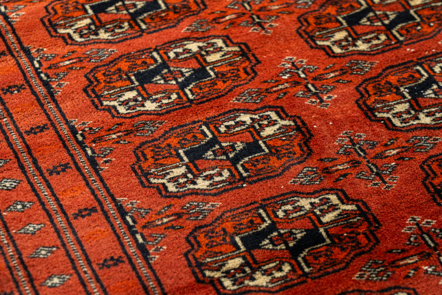 パキスタン産　1980年代　ヴィンテージラグ　パキスタンラグ　ブハラデザイン　オレンジ　玄関マット　玄関　キッチンマット　ベッドサイド　家具　手織り　絨毯　カーペット　ヴィンテージラグ専門店　amaleh　通販