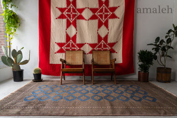 EXTRA LARGE SIZEのヴィンテージラグ・トライバルラグ・手織りの絨毯