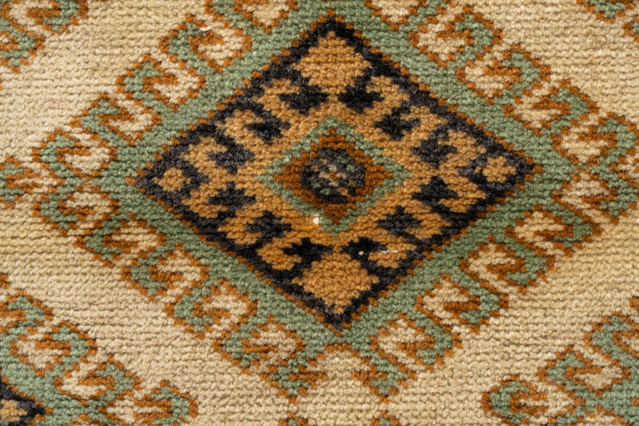 パキスタン産　1980年代　ヴィンテージラグ　パキスタンラグ　サソリ柄　イーブルアイ　魔除け　グリーン　緑　ブラウン　茶　玄関マット　玄関　キッチンマット　ベッドサイド　家具　手織り　絨毯　カーペット　ヴィンテージラグ専門店　amaleh　通販