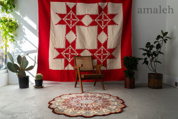 パキスタン産　1990年代　ヴィンテージラグ　パキスタンラグ　丸　円形　サークル　丸いタイプ　メダリオン　植物柄　リビングサイズ　6畳　8畳　10畳　12畳　ダイニングテーブル　ソファ　テーブル　寝室　スタジオ　和室　ディスプレイ　家具　ヴィンテージ家具　手織り　絨毯　カーペット　amaleh　通販