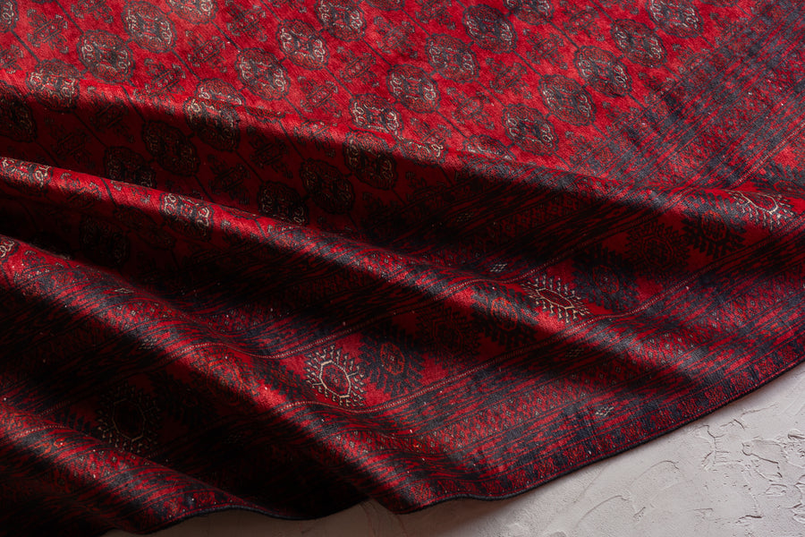 アフガニスタン産　1980年代　ヴィンテージラグ　トライバルラグ　トルクメン族　トルクメンラグ　サソリ柄　魔除け　ギュル　赤い絨毯　赤　リビングサイズ　6畳　8畳　10畳　12畳　ダイニングテーブル　ソファ　テーブル　寝室　スタジオ　和室　ディスプレイ　家具　ヴィンテージ家具　手織り　絨毯　カーペット　amaleh　通販