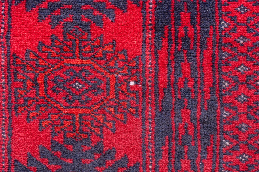 アフガニスタン産　1980年代　ヴィンテージラグ　トライバルラグ　トルクメン族　トルクメンラグ　サソリ柄　魔除け　ギュル　赤い絨毯　赤　リビングサイズ　6畳　8畳　10畳　12畳　ダイニングテーブル　ソファ　テーブル　寝室　スタジオ　和室　ディスプレイ　家具　ヴィンテージ家具　手織り　絨毯　カーペット　amaleh　通販