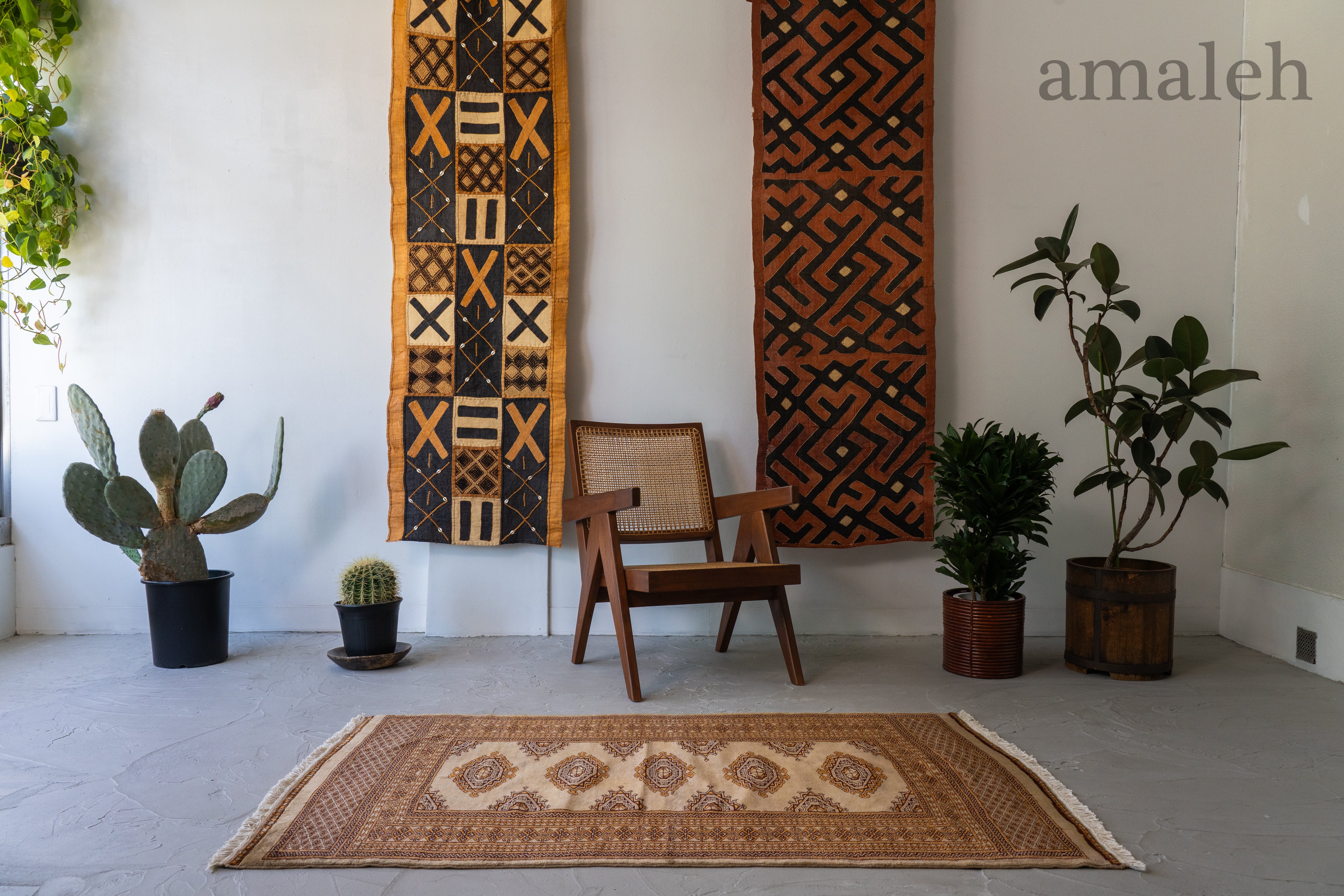 ALL PRODUCTS-ヴィンテージラグ・キルト・クバクロス・スツール