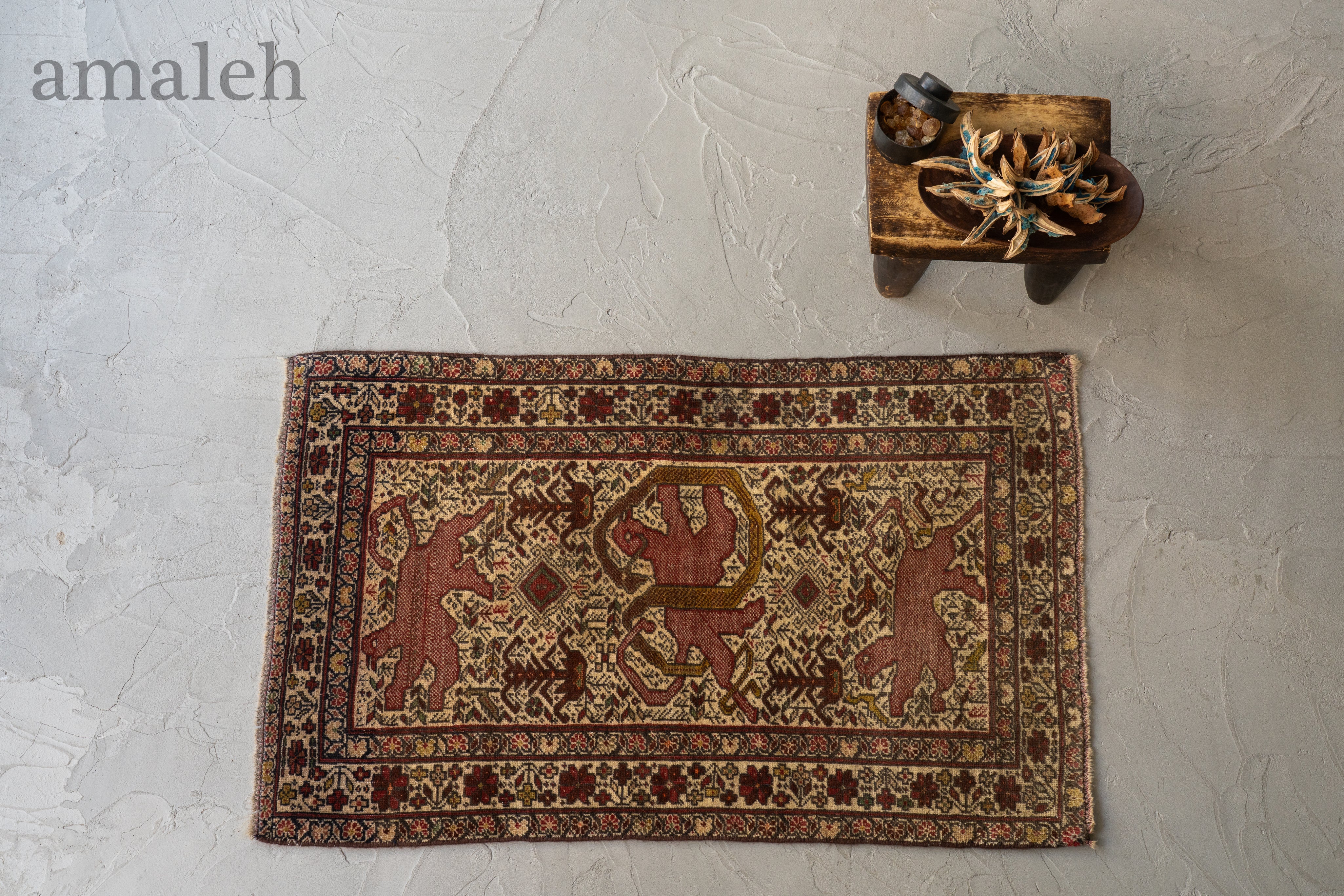 アフガニスタン産 1980年代 トライバルラグ】バルーチラグ-手織り絨毯