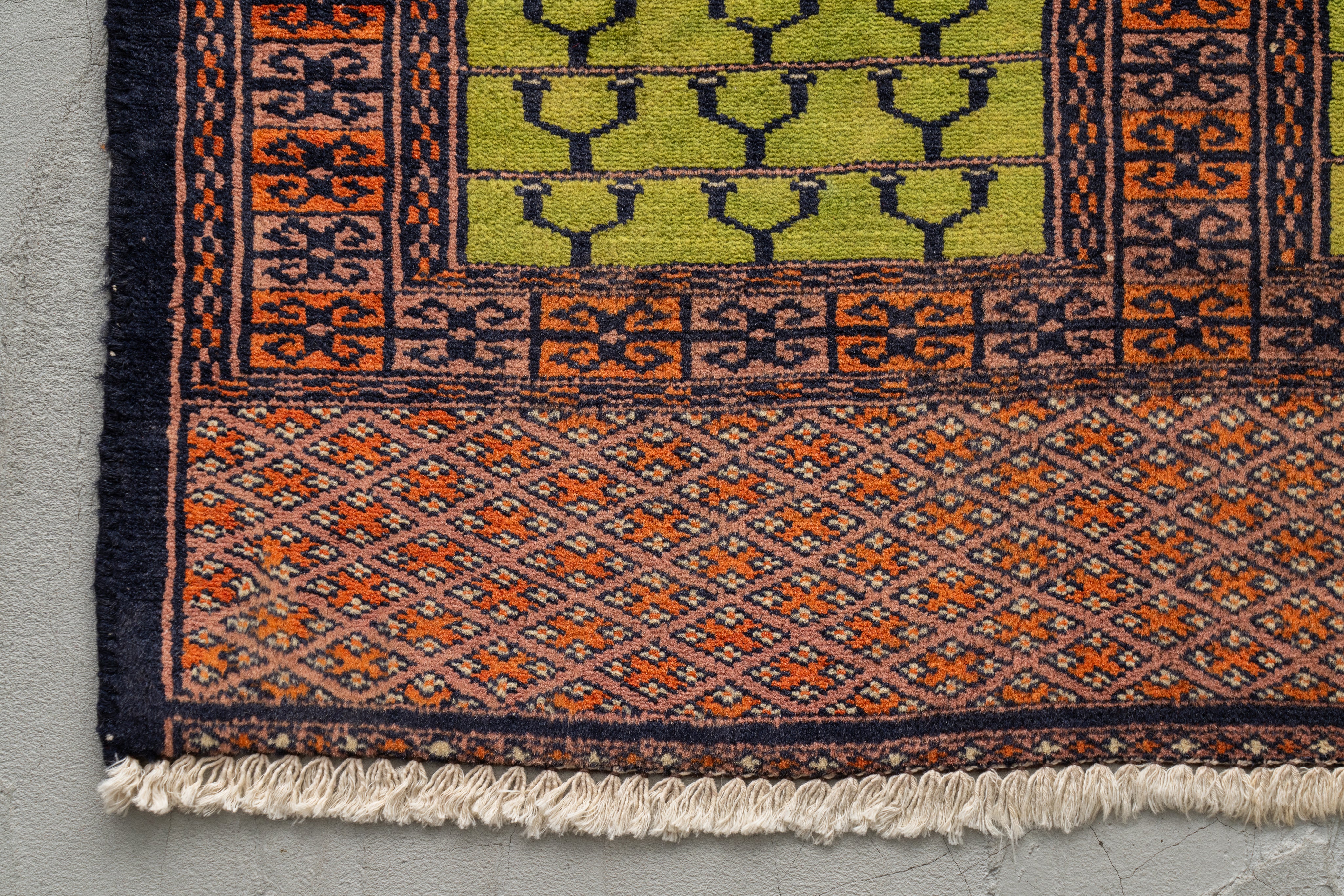 パキスタン産 1980年代 パキスタンラグ】手織り絨毯-アンティークラグ