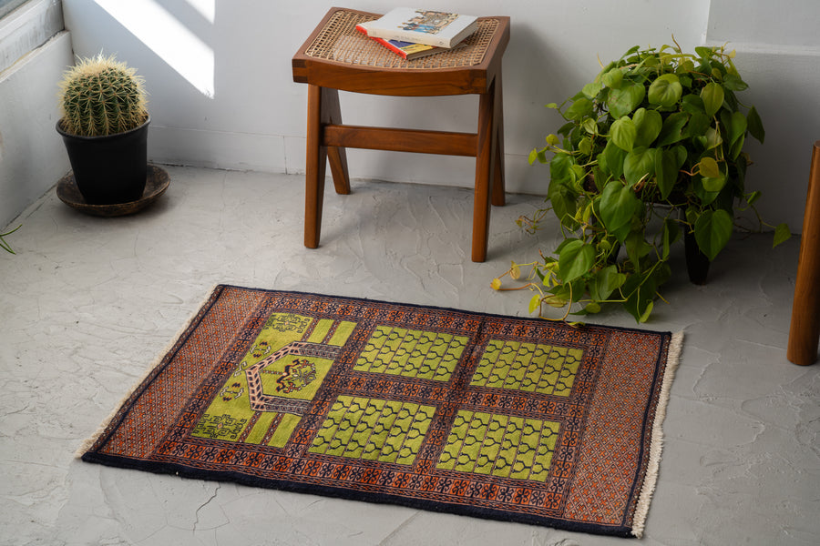 パキスタン産 1980年代 パキスタンラグ】手織り絨毯-アンティークラグ