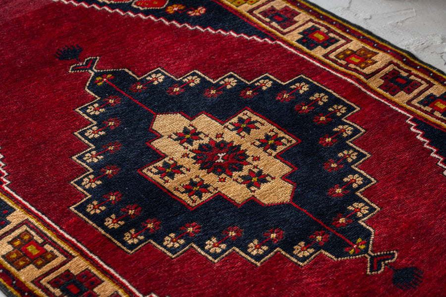 トルコ産 1980年代 トルコラグ】手織り絨毯-アンティークラグ-オールド