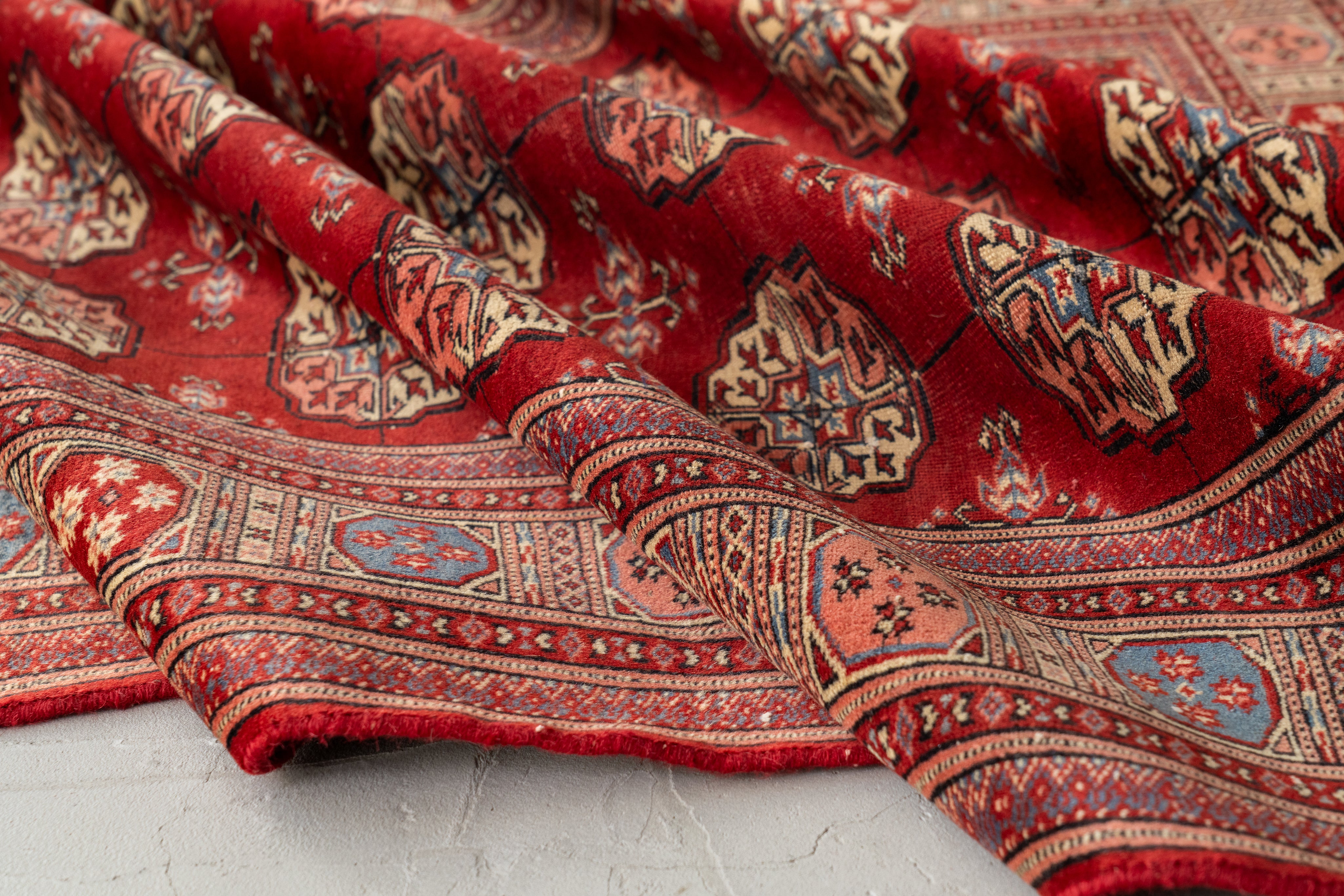 パキスタン産 1980年代 パキスタンラグ】手織り絨毯-アンティークラグ