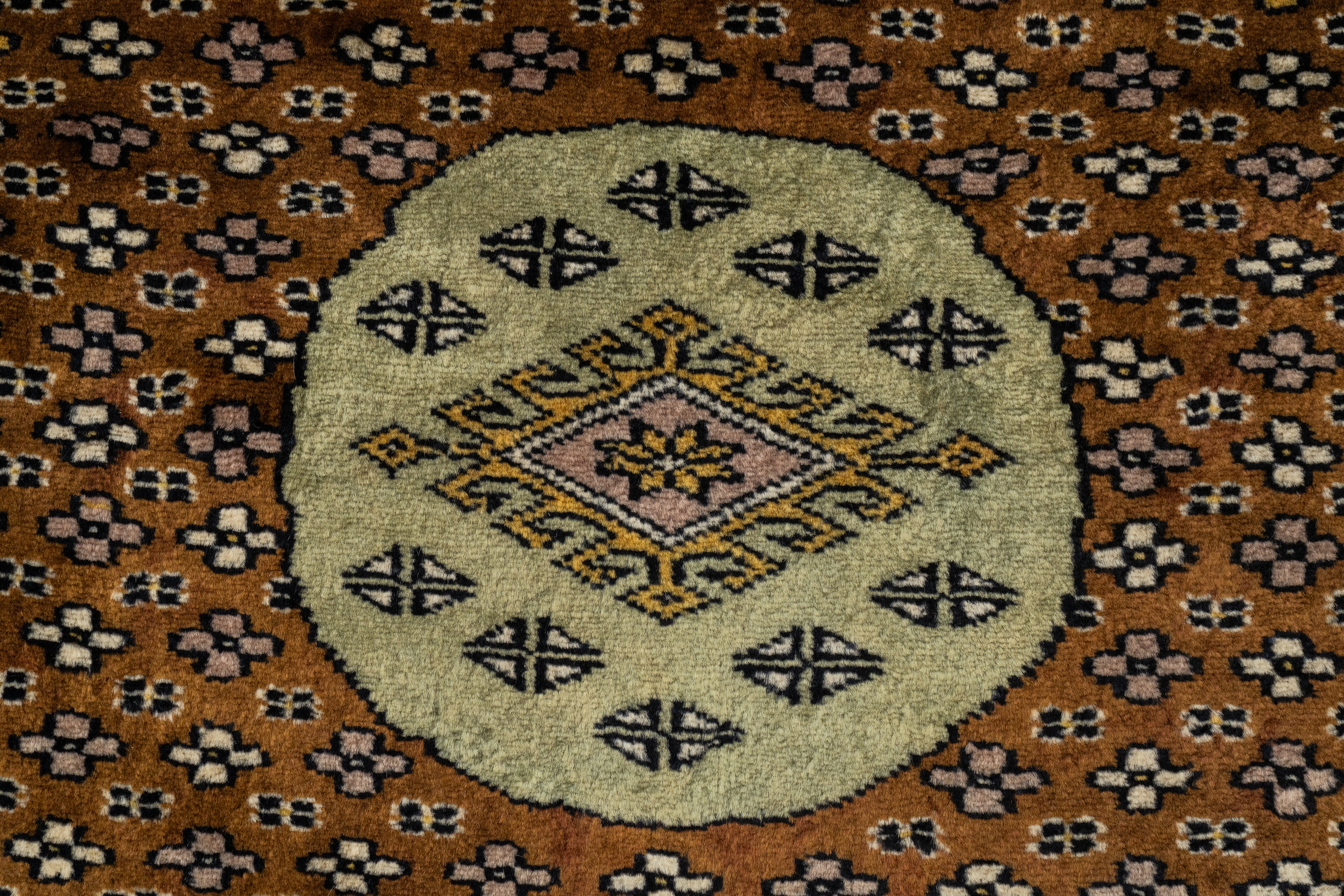 パキスタン産 1990年代 パキスタンラグ】手織り絨毯-アンティークラグ