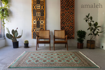 LARGE SIZEのヴィンテージラグ・トライバルラグ・手織り絨毯