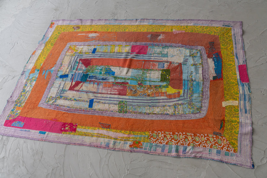 インド産　ヴィンテージ　カンタキルト　パッチワーク　手織り刺繍　手刺繍　ラリーキルト　ソファカバー　ヴィンテージ雑貨　民芸品　キルト専門店　amaleh