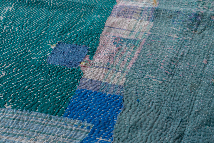 インド産　ヴィンテージ　カンタキルト　パッチワーク　手織り刺繍　手刺繍　ラリーキルト　ソファカバー　ヴィンテージ雑貨　民芸品　キルト専門店　amaleh