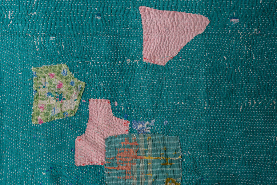 インド産　ヴィンテージ　カンタキルト　パッチワーク　手織り刺繍　手刺繍　ラリーキルト　ソファカバー　ヴィンテージ雑貨　民芸品　キルト専門店　amaleh