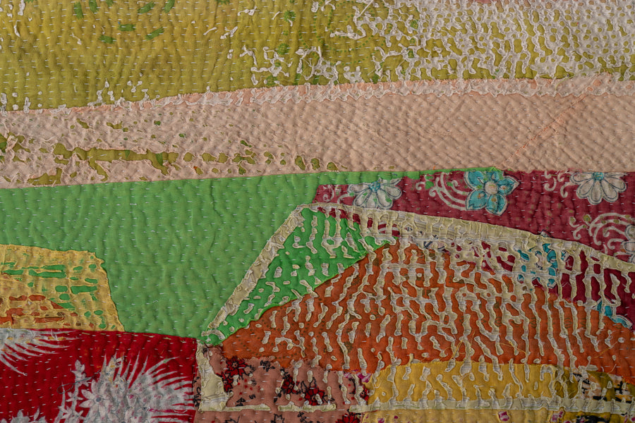 インド産　ヴィンテージ　カンタキルト　パッチワーク　手織り刺繍　手刺繍　ラリーキルト　ソファカバー　ヴィンテージ雑貨　民芸品　キルト専門店　amaleh