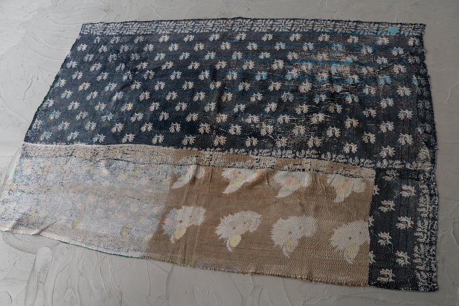 インド産　ヴィンテージ　カンタキルト　パッチワーク　手織り刺繍　手刺繍　ラリーキルト　ソファカバー　ヴィンテージ雑貨　民芸品　キルト専門店　amaleh