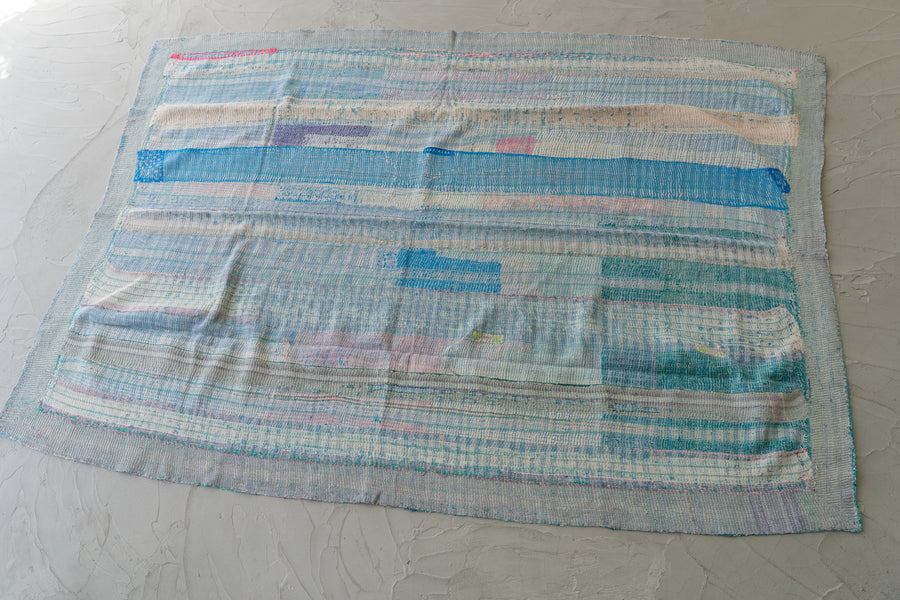 インド産　ヴィンテージ　カンタキルト　パッチワーク　手織り刺繍　手刺繍　ラリーキルト　ソファカバー　ヴィンテージ雑貨　民芸品　キルト専門店　amaleh