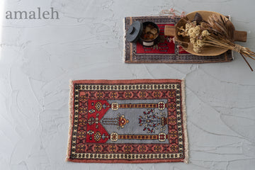 パキスタン産　1980年代　ヴィンテージラグ　ミフラーブデザイン　花瓶模様　手織り絨毯　プレイヤーラグ　玄関にピッタリなカーペット　ヴィンテージラグ専門店amaleh 通販