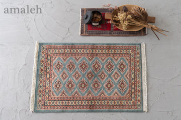 パキスタン産　2000年代　ヴィンテージラグ　パキスタンラグ　光沢が綺麗な絨毯　手織り絨毯　ヴィンテージラグ専門店amaleh　通販