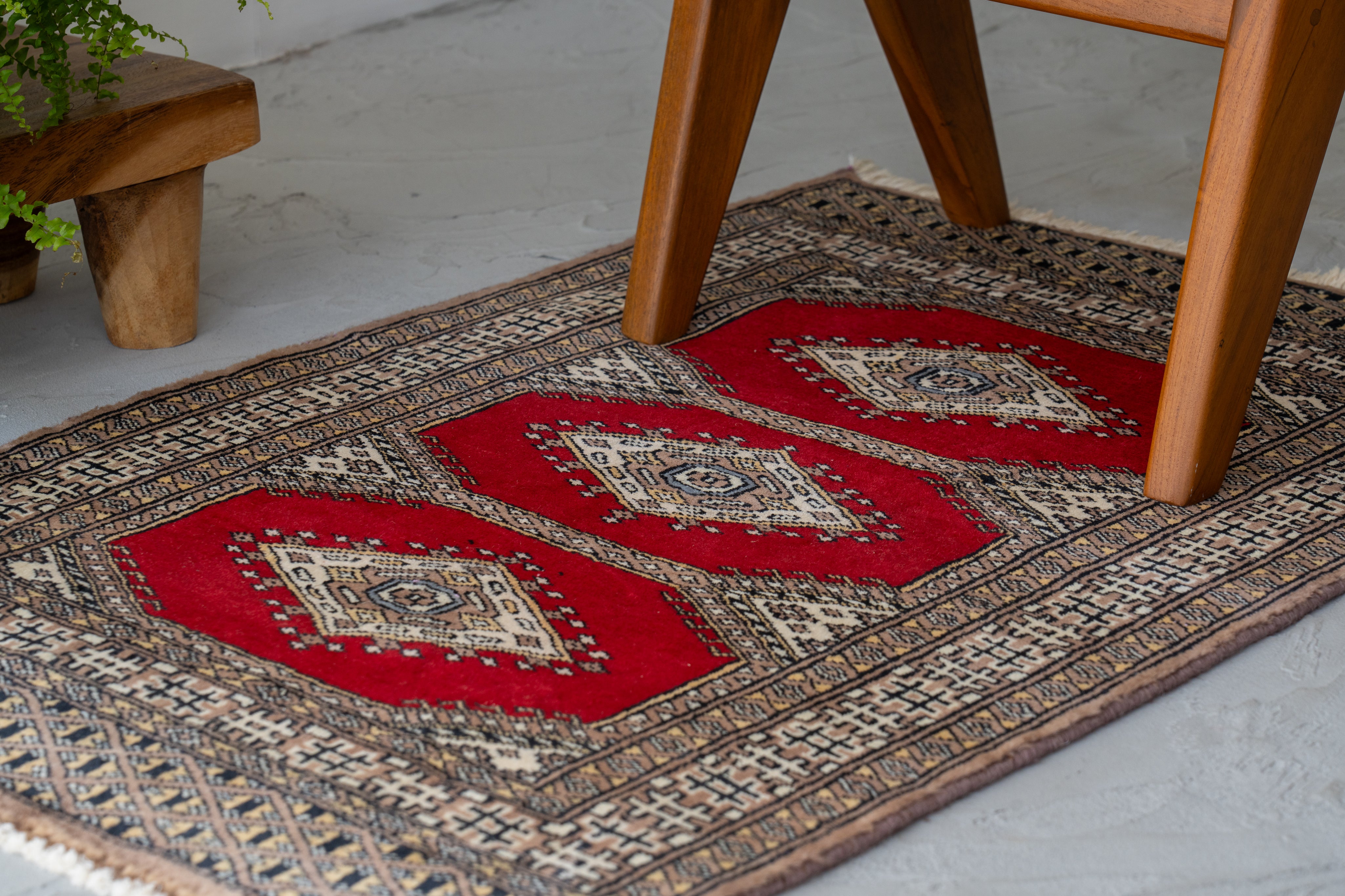 パキスタン産 1990年代 ヴィンテージラグ】パキスタンラグ