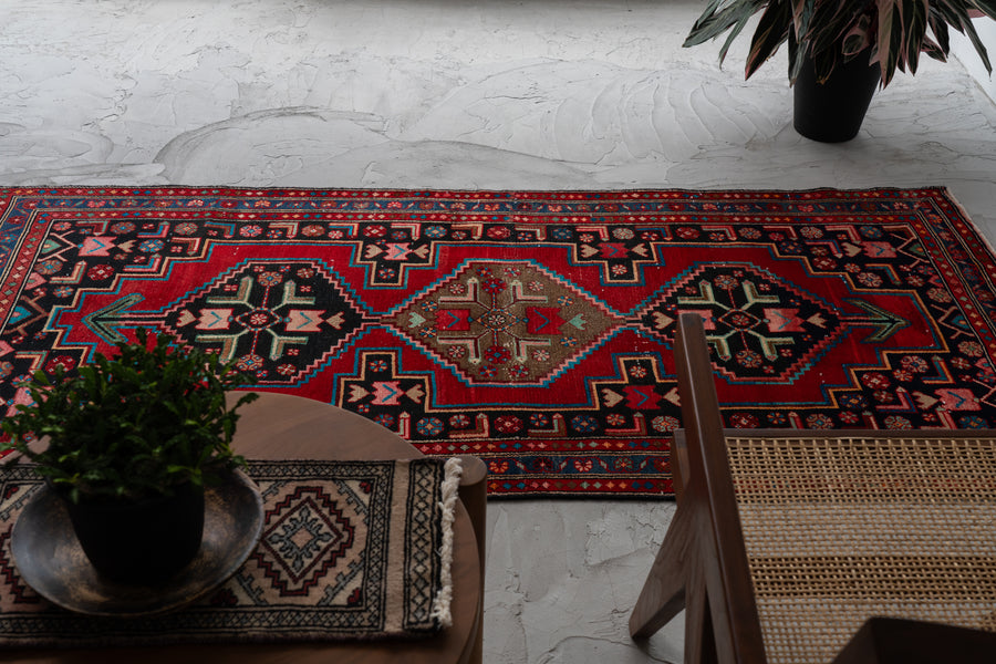 イラン産 1970年代 オールドラグ】ペルシャ絨毯-ヴィンテージラグ専門