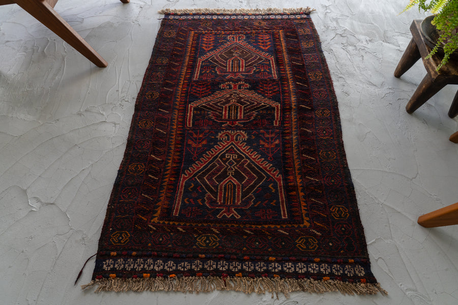 アフガニスタン産 1990年代 バルーチラグ】トライバルラグ