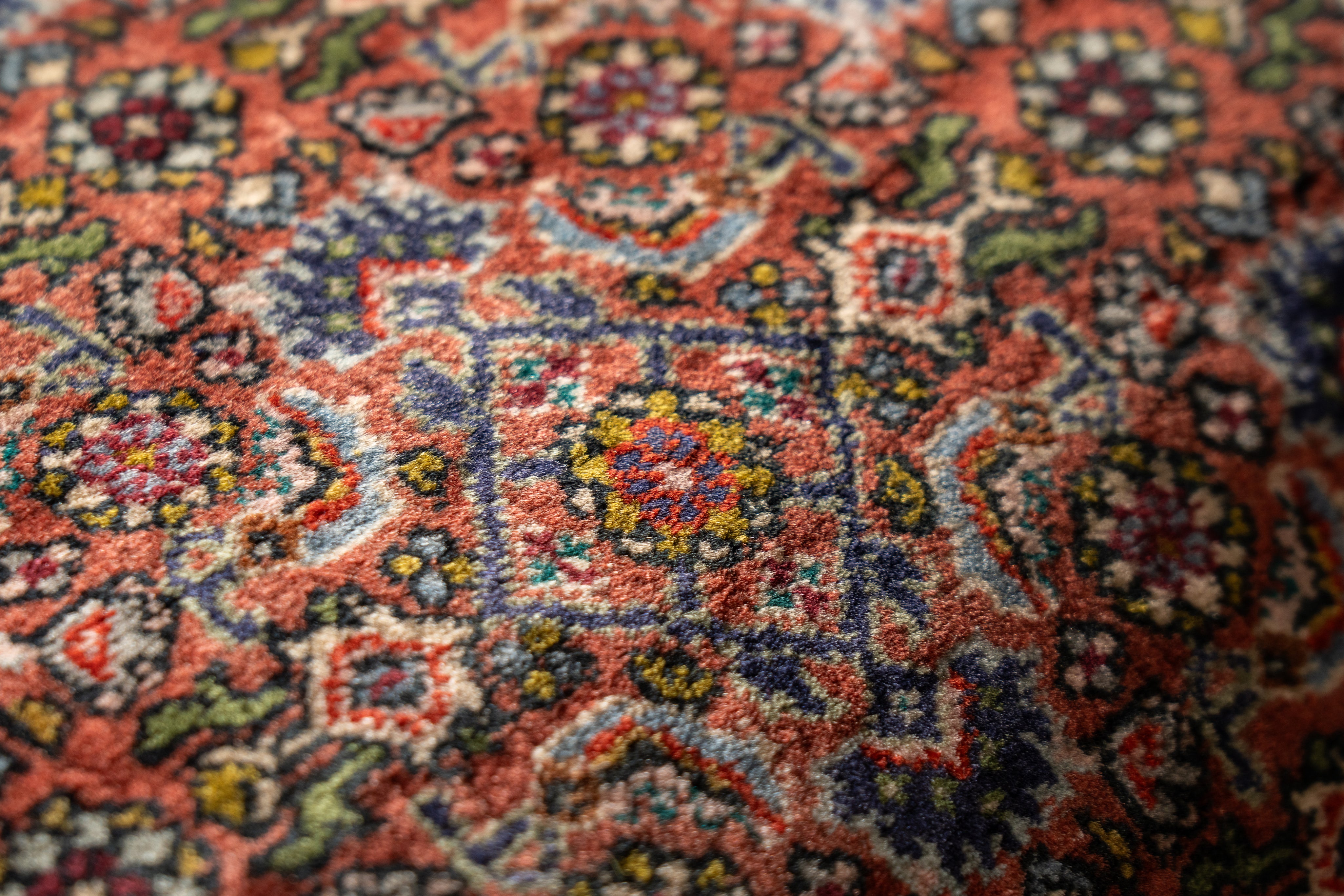 イラン産 1990年代 手織り絨毯】ペルシャ絨毯-ヴィンテージラグ専門店