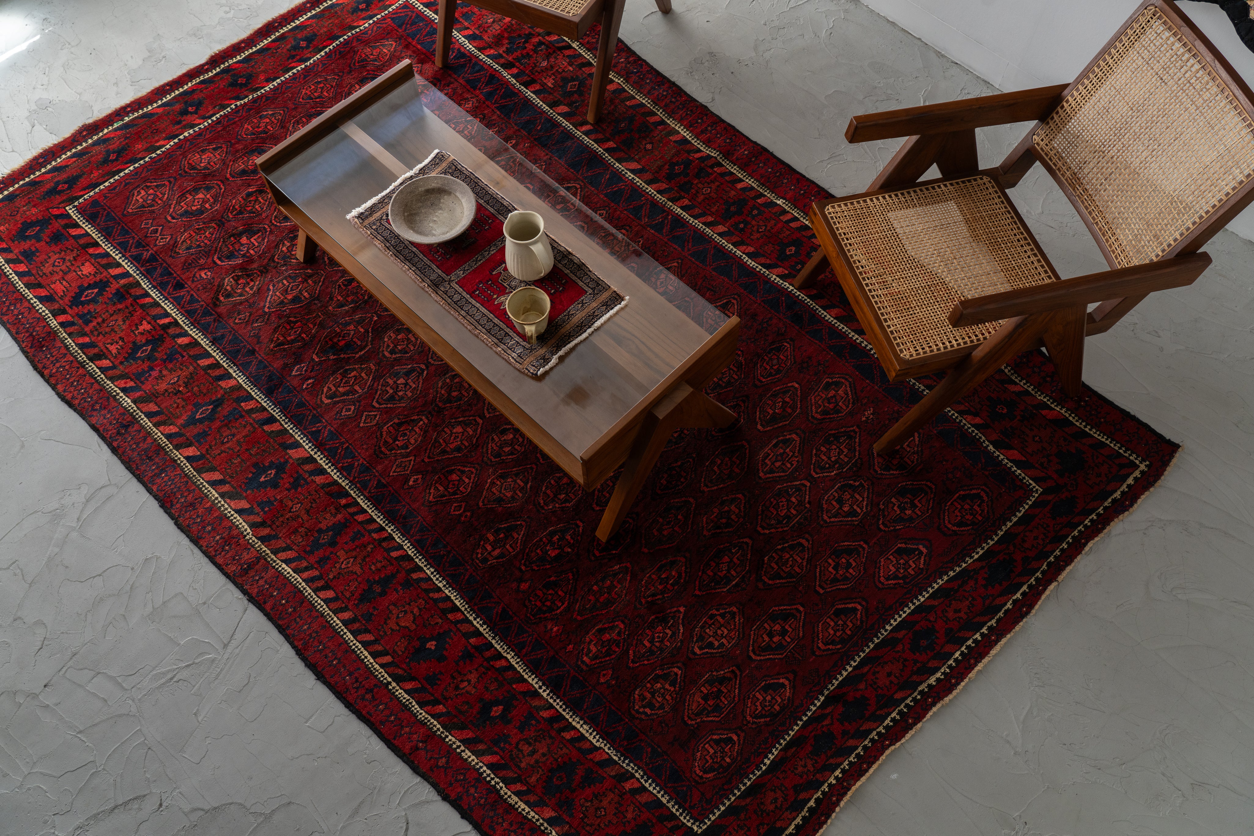 イラン産 1940年代 ヴィンテージトライバルラグ】ペルシャ絨毯