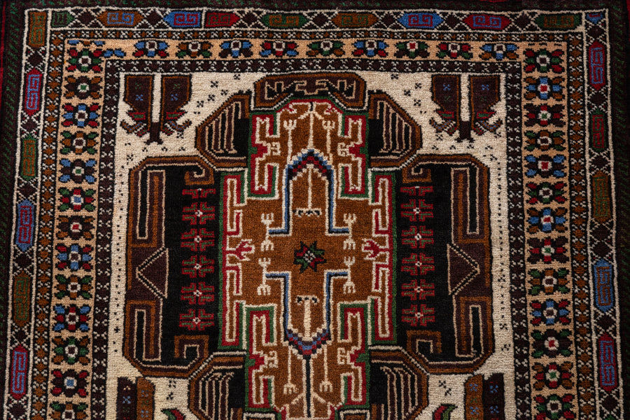 Vintage rug】アフガニスタン産｜189 × 107cm｜バルーチ族