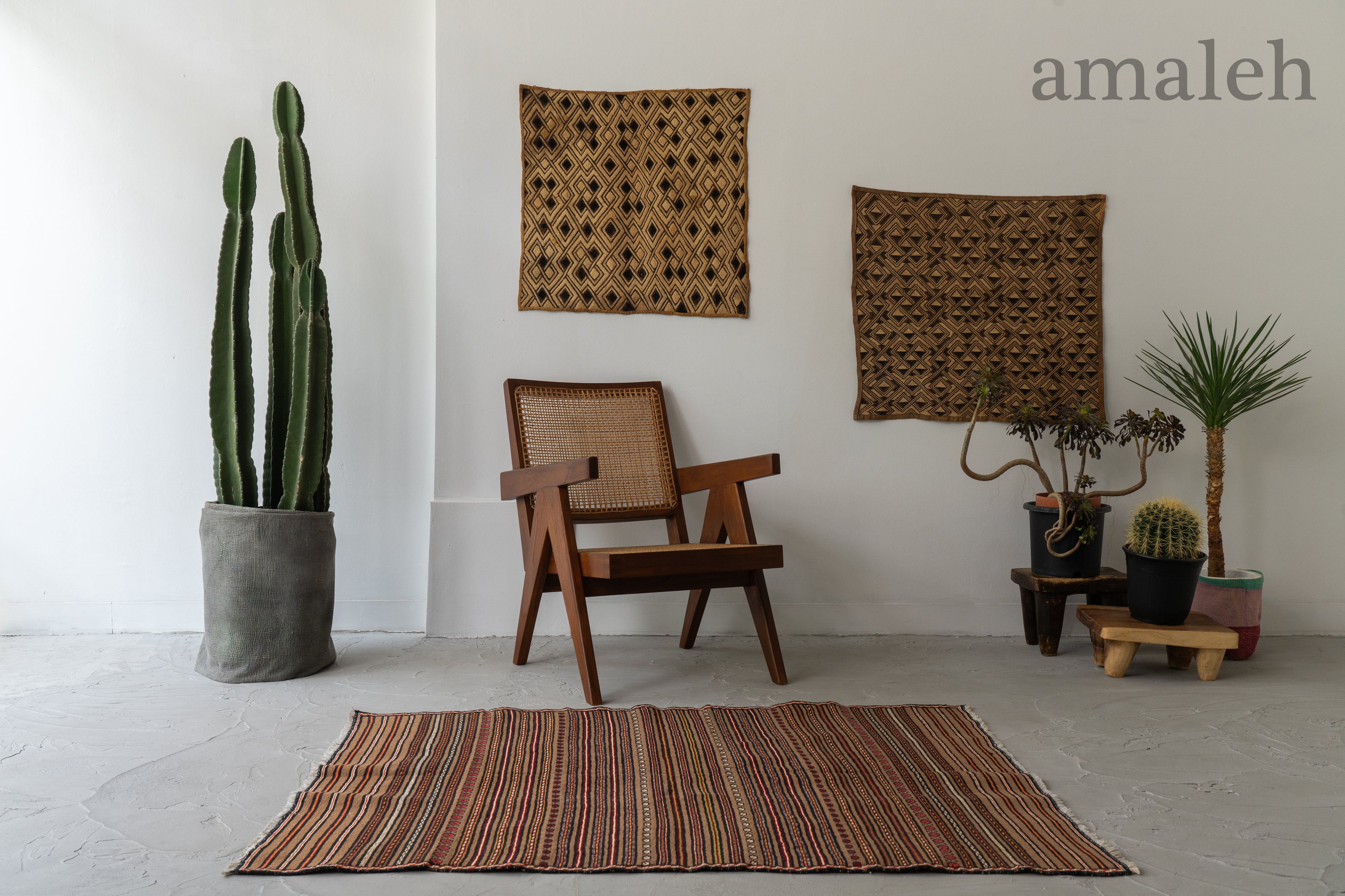 アフガニスタン ヴィンテージキリム　1990s アフガニスタン 1990年代 キリム】トライバルラグ-ヴィンテージラグ