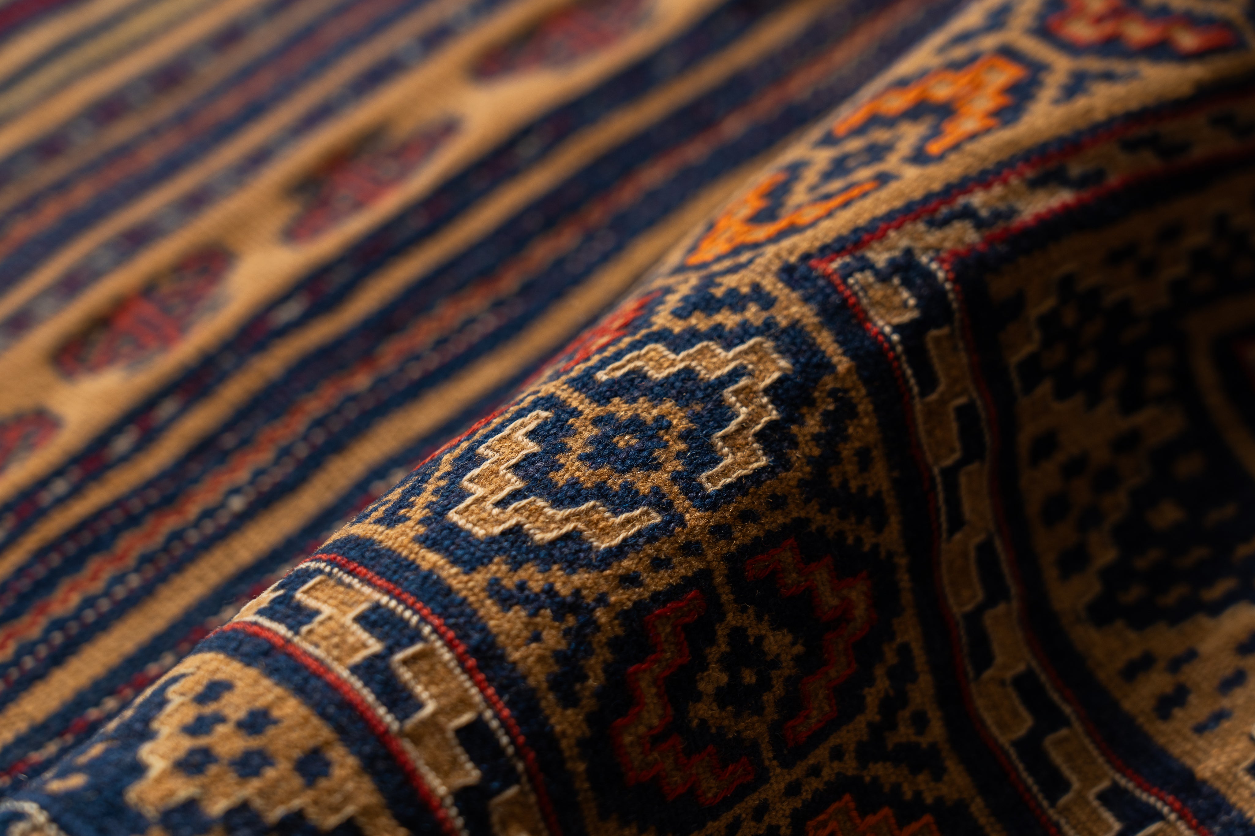 アフガニスタン 1990年代 キリム】トライバルラグ-ヴィンテージラグ