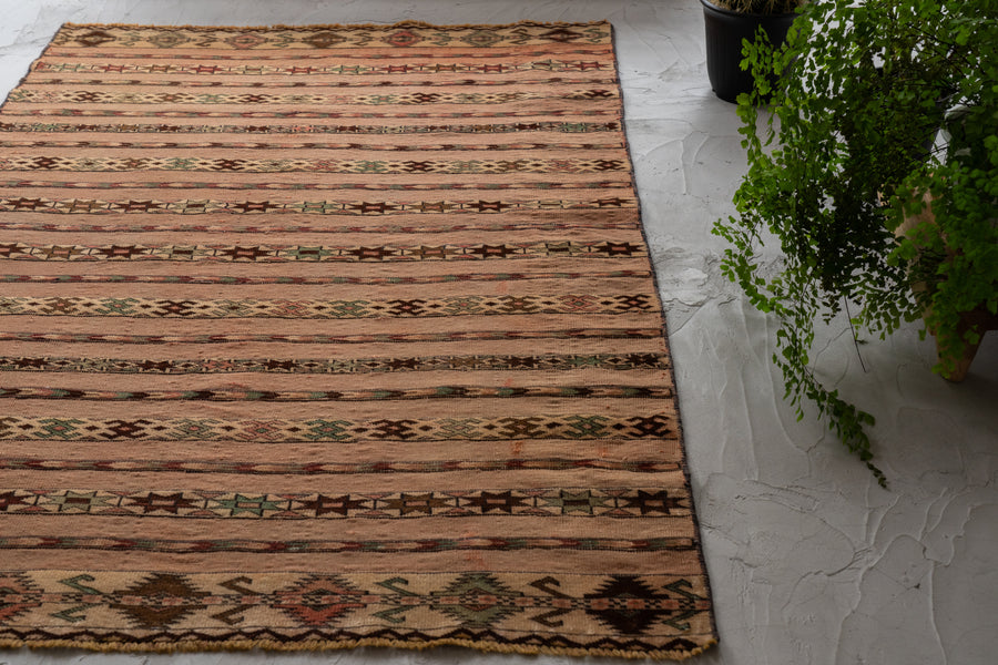 アフガニスタン 1970年代 キリム】トライバルラグ-ヴィンテージラグ