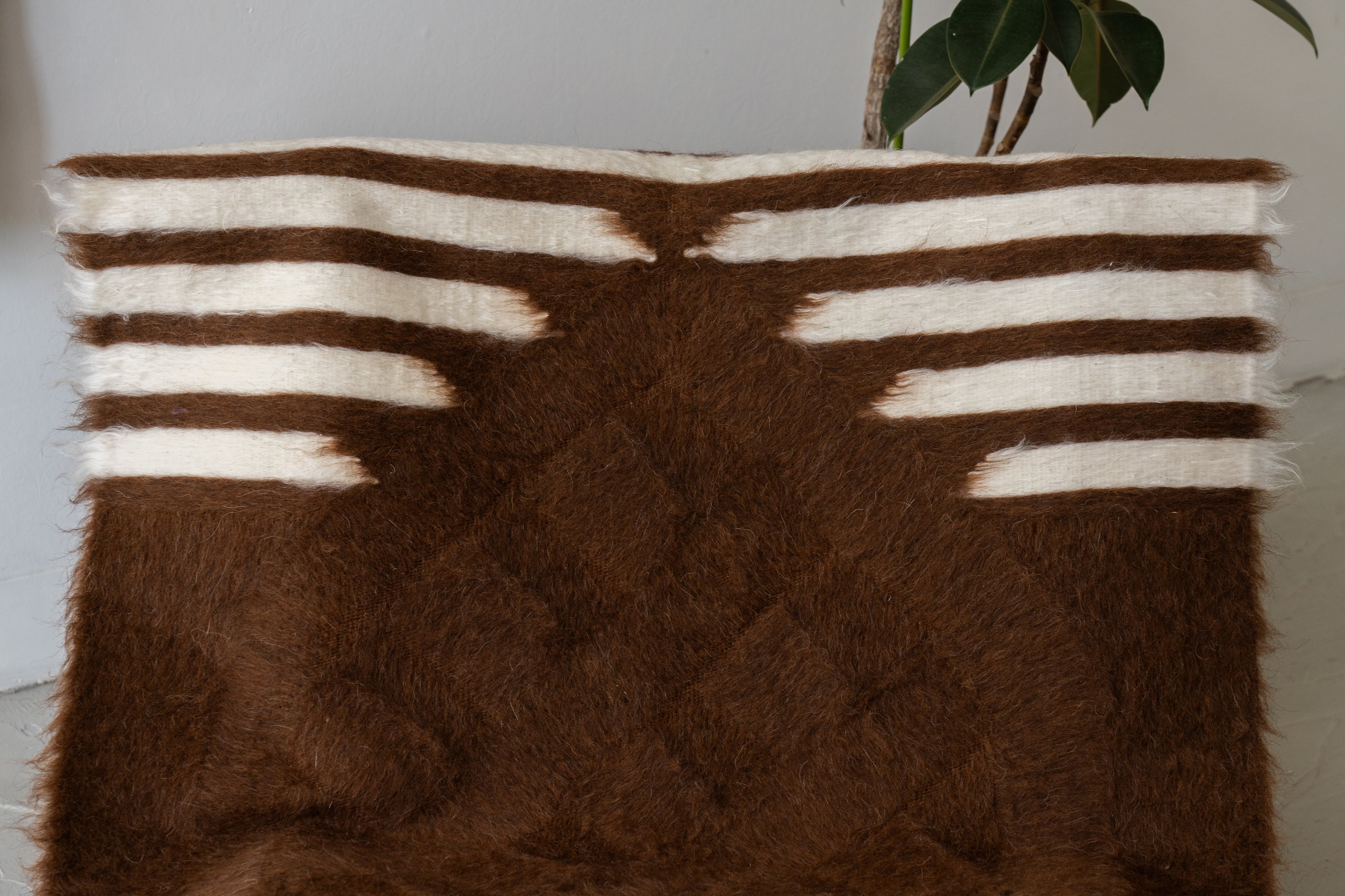 トルコ産 シールトバッターニエ】手織りブランケット-Siirt Battaniye