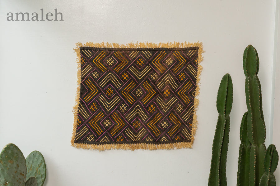 クバ王国伝統のクバクロス-KUBA TEXTILES】クバ布-草ビロード