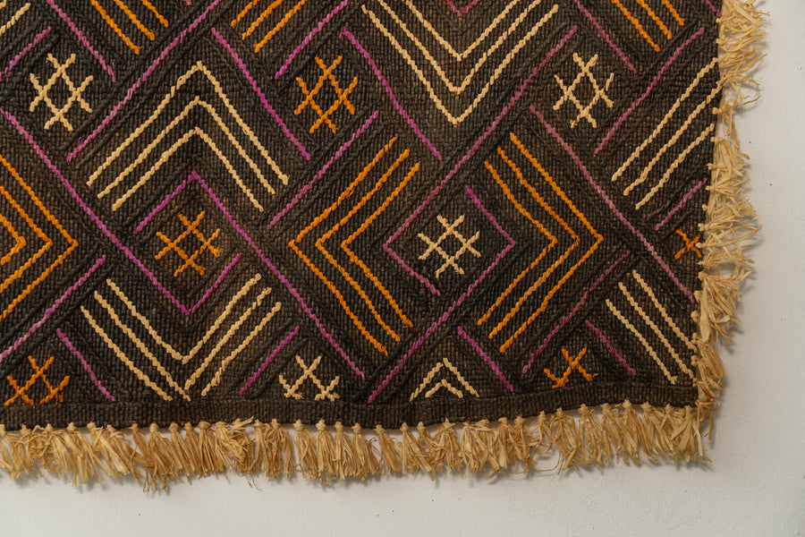 クバ王国伝統のクバクロス-KUBA TEXTILES】クバ布-草ビロード